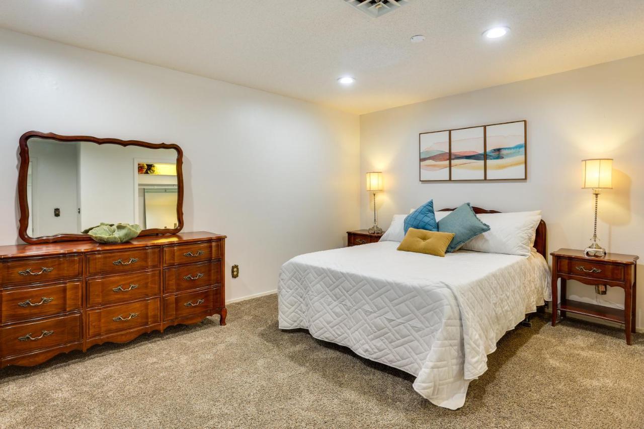 Rapid City Apartment With Mountain Views! Exterior photo