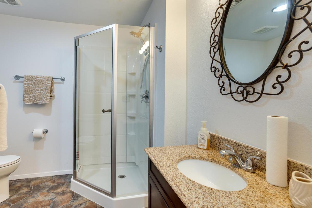 Rapid City Apartment With Mountain Views! Exterior photo