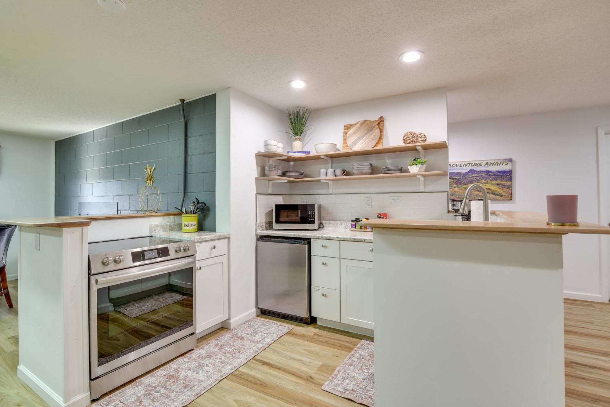 Rapid City Apartment With Mountain Views! Exterior photo